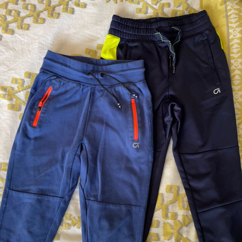 Gap Gapfit joggers lot